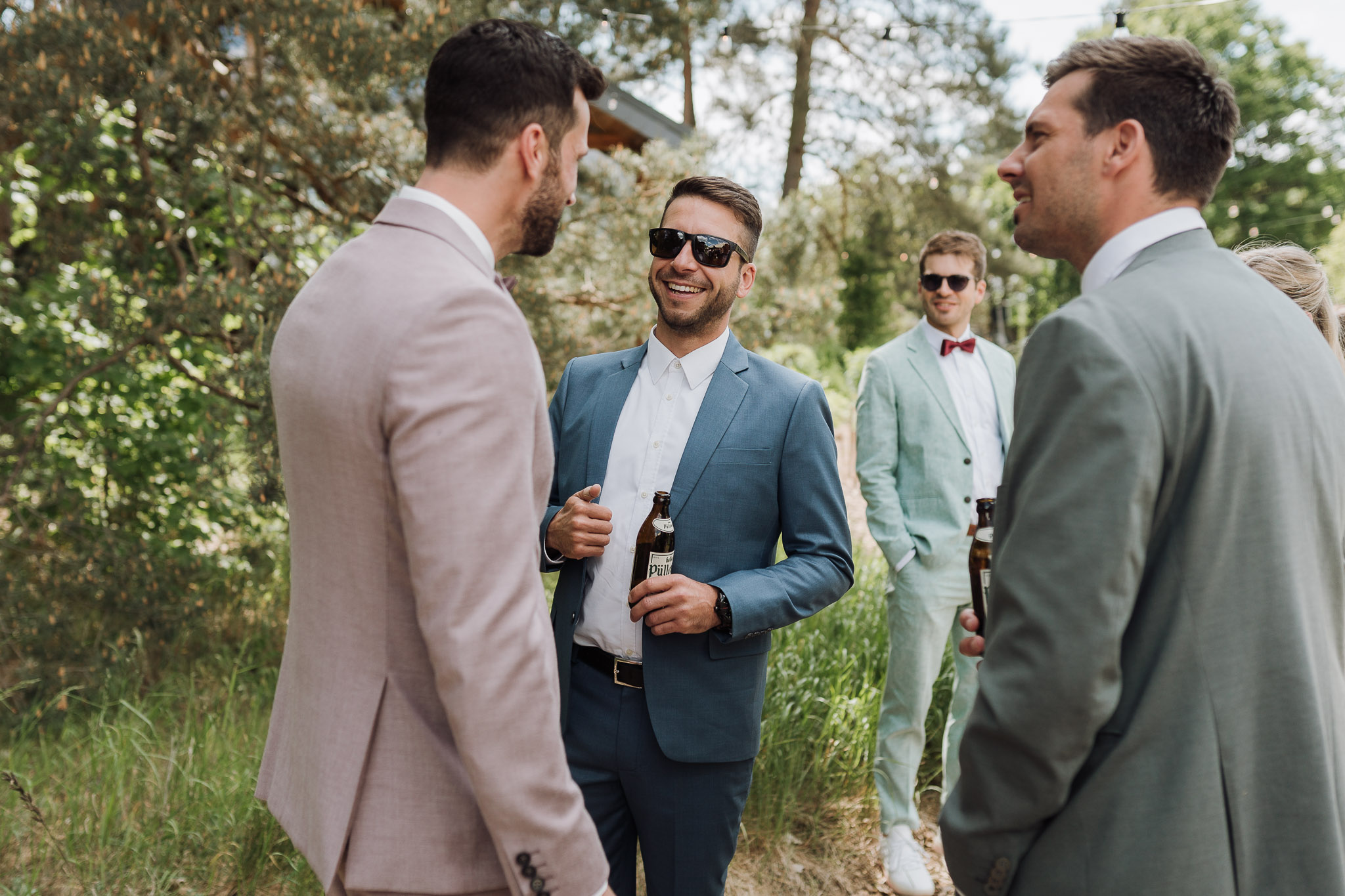 Hochzeit Framhouse Wandlitz, Freie Trauung, Hochzeitsfotografin Berlin, Emotionale ;Momente, Authentische Hochzeitsfotografie, Reportage Fotografie, Lachende Menschen
