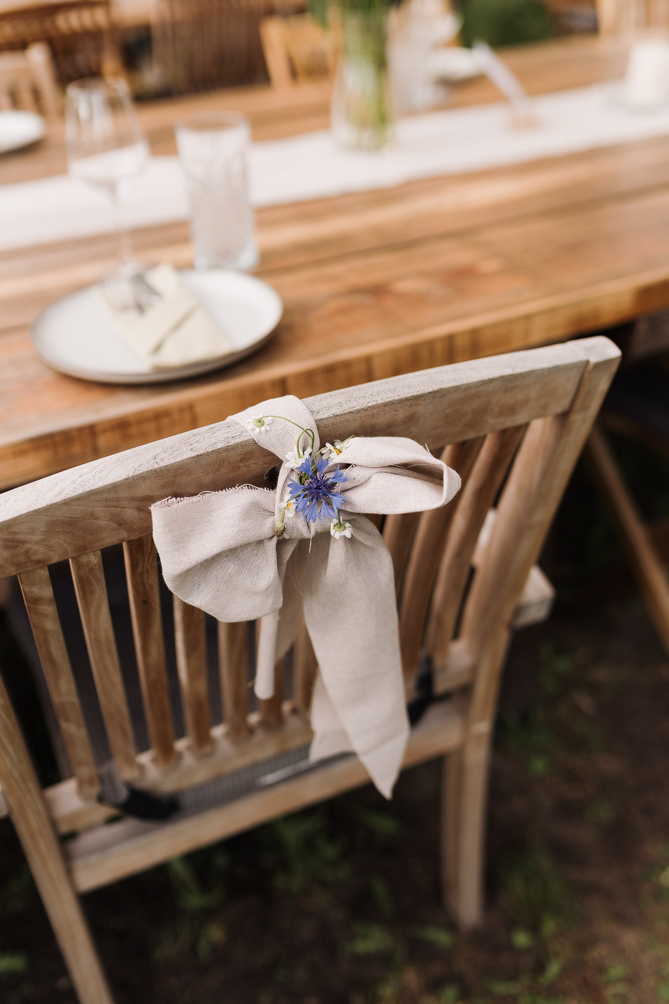 Hochzeit Framhouse Wandlitz, Freie Trauung, Hochzeitsfotografin Berlin, Emotionale ;Momente, Authentische Hochzeitsfotografie, Deko 