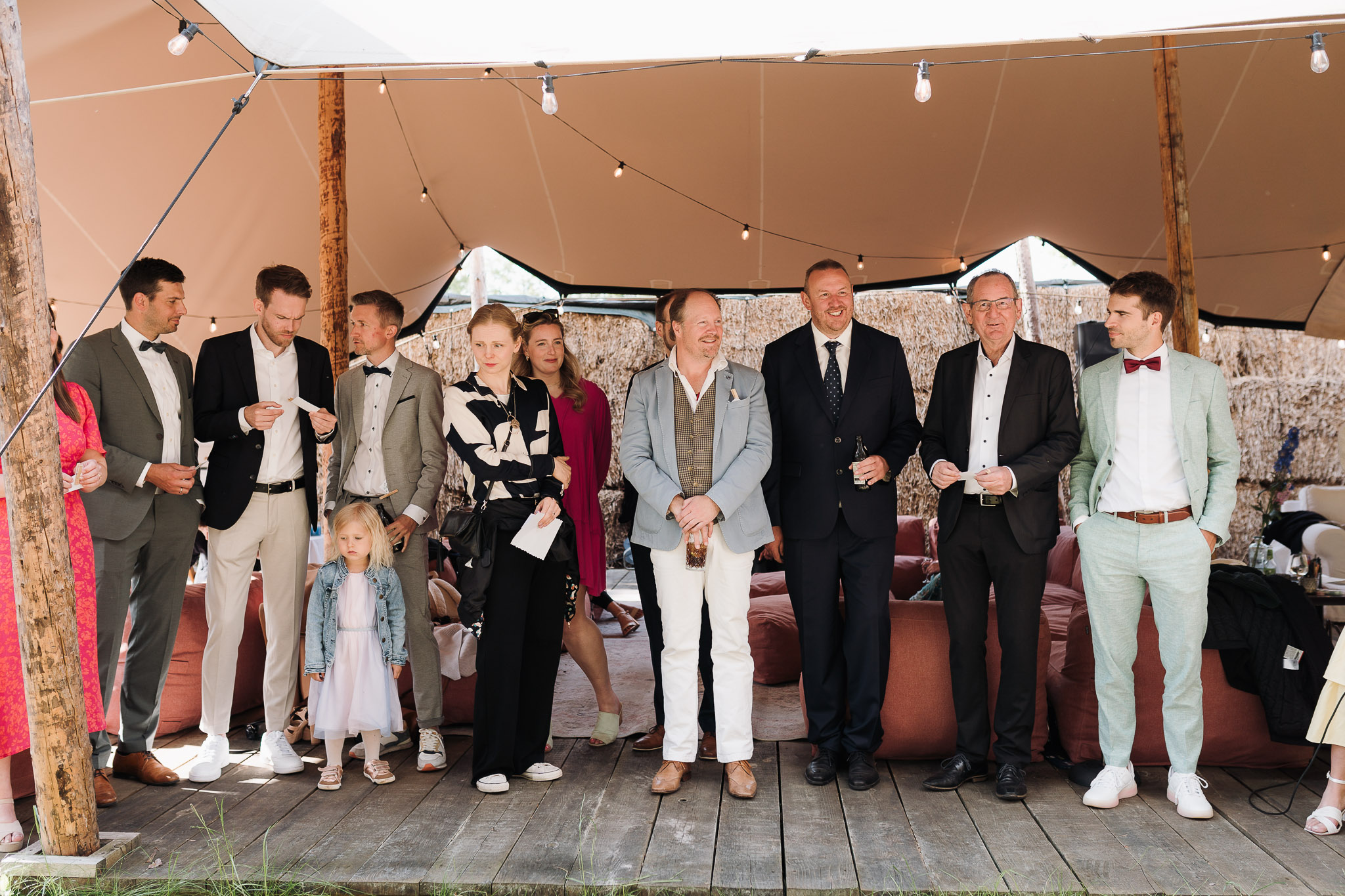 Hochzeit Framhouse Wandlitz, Freie Trauung, Hochzeitsfotografin Berlin, Emotionale ;Momente, Authentische Hochzeitsfotografie, Rede, Hochzeitsspiel